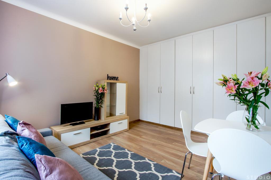 Clicktheflat Avenue Place Apart Rooms Warschau Buitenkant foto